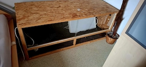 Holzterrarium gebraucht zu verschenken 