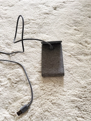 Handy-Ladestation mit Stoffbezug | USB-C | Wie Neu