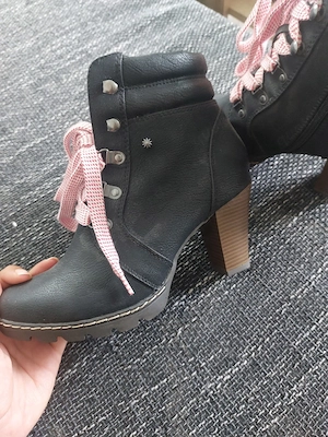 Schuhe passend für das Oktoberfest GR. 39