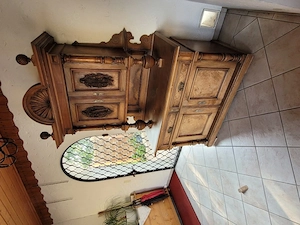Antiker Buffetschrank aus der Gründerzeit