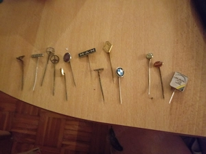 80er Jahre IAA Anstecknadeln