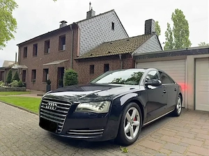 Audi  A8 2011.car 