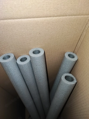 Kleber fast voll für Dämmung und 5Pe
