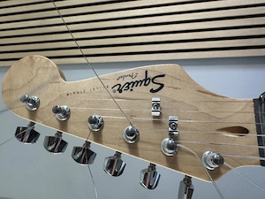 squier by fender bullet strat s n CY03050609 inkl.Verstärker uvm. Bild 7