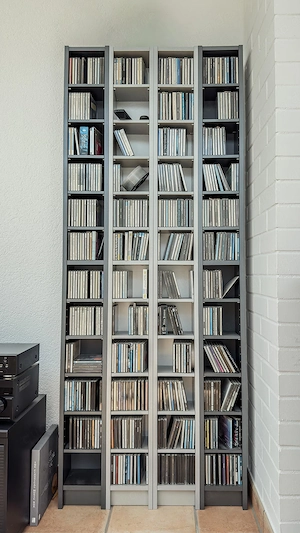 4 CD Schränke mit cirka 300 CDs Klassik und Jazz