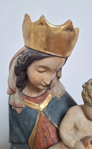 Holzmadonna aus Südtirol