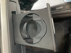 BMW E90 E91 E92 E93 Getränkehalter rechts 51 45 9 173 469