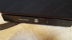 B&W DB1 Subwoofer in Rosenut Furnier