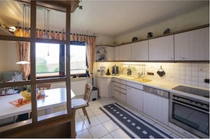 Freistehendes Ein- bis Zweifamilienhaus mit vielseitig nutzbarem Wohnkonzept in Dorfitter, Korbach Bild 8