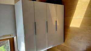 Edle XXXLutz Kommode  Trend  in Weißglas mit Soft-Close   Zuziehautomatik   91x100 cm