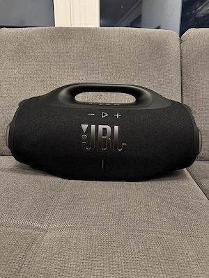 JBL Boombox 4 wie neu 