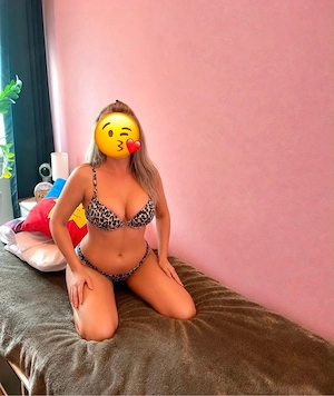 Hot Alina   Neu in der Stadt 