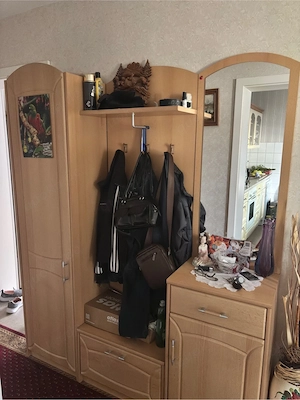Garderobe für den Flur 