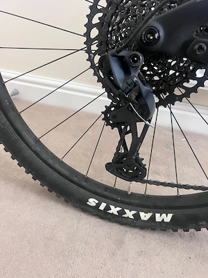 Cube AMS Hybrid ONE44 