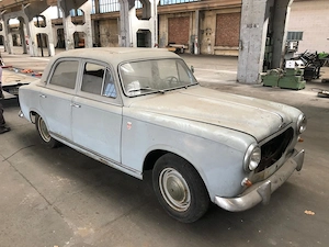 Peugeot 403 Berline - Restaurationsobjekt Bild 2