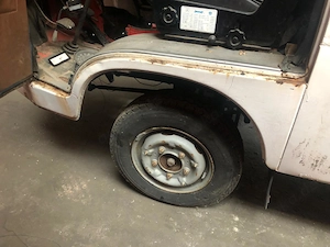 Mercedes-Benz 207 D  Bremer  Hochdach   Oldtimer   z: Zt. ohne Motor & Kühler Bild 6