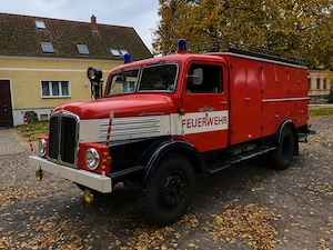 IFA Sachsenring S4000-1 Feuerwehr   historisches Löschfahrzeug   Oldtimer - voll funktionsfähig