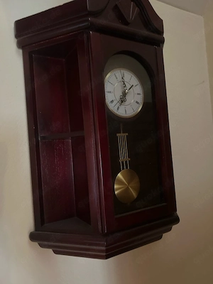 Wanduhr braun 