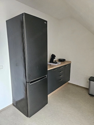 Moderne Komplette Einbauküche in grau inklusive Elektronik-Geräte Bild 2