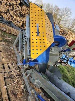 Holz sägen   Lohnsägearbeiten   mobil, zuverlässig Bild 2