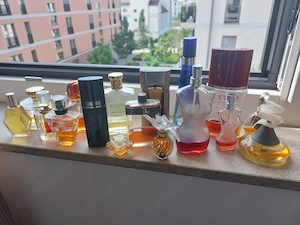 Verschiedene Düfte Originale