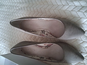 Schuhe Gr. 37 neuwertig, von Sprit in schwarz
