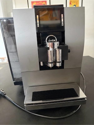Jura Z6 Dark Inox Kaffeevollautomat generalüberholt Bild 2