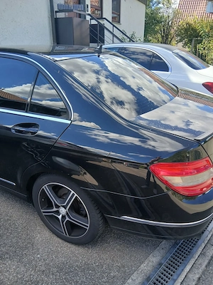 Mercedes C 180 K W204 Linousine Bild 6