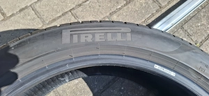 2x 235 45R20 100T MO Pirelli Sommerreifen ELECT 5mm Dot 4923 Bild 4