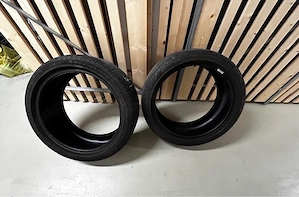 2 Pirelli Sommerreifen 245 40 R19