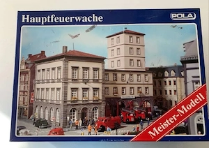 Pola H0 Meistermodell #196 Haupt Feuerwache und Zubehör
