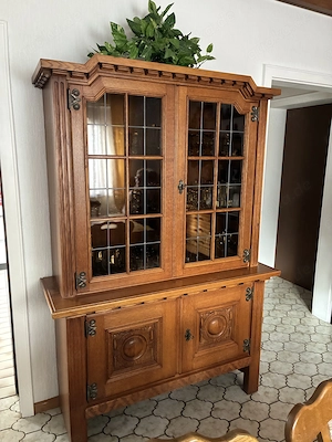 Gläserschrank Eiche rustikal und Sidebord