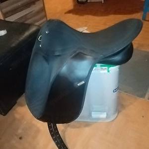 Neu wertiger Wintec 2000 dressur sattel 17zoll! 