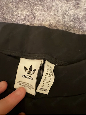 Adidas Originals Leggings schwarz mit weißen Streifen
