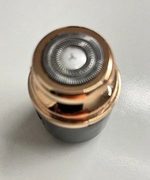 Du W bist Intime Behaart und möchtest glatt rasiert sein? Ich rasiere dich gerne M 65 uvm.