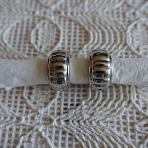 Schalring, Tuchring, oder Ring? Durchm. ca. 1,5 cm, gemustert