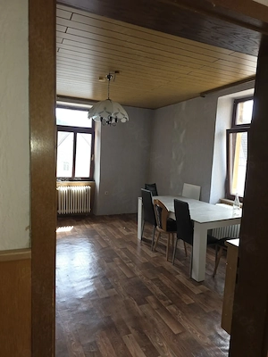 Zwei Zimmerwohnung 85 m2 1 OG in Oberwiesen Bild 3