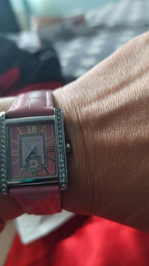 Damen Uhr zu verkaufen top Zustand 