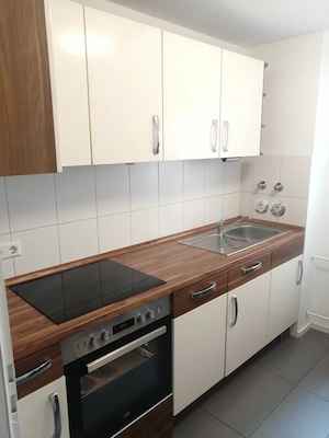 Küchenzeile von Marke Nolte in Creme weiß buche Braun , 235 cm