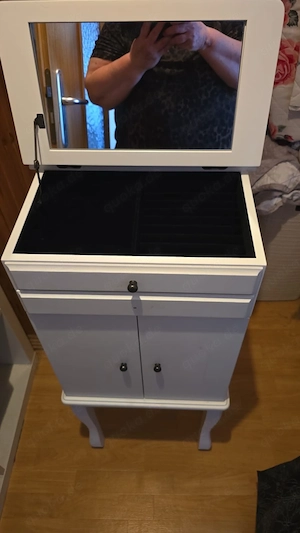 Schmuck Schrank 