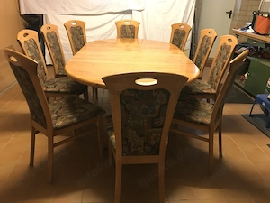 Esstisch ausziehbar mit 10 Stühlen