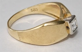 Siegelring mit einem Brillanten 0,15 ct. W SI in 585er-Gelbgold Bild 5