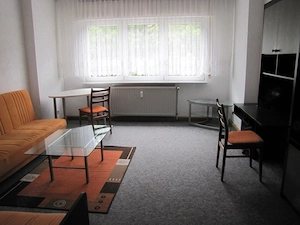 Ein möbliertes Zimmer in Erfurt.