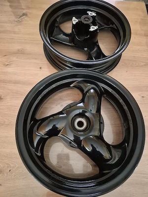Kymco Vitality 50 Felgensatz 12 Zoll (Vorne & Hinten)
