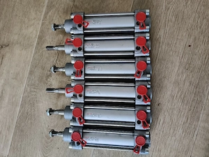 Rexroth Pneumatik Zylinder FD: 12W05