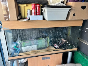 300 l Aquarium Becken Unterschrank und Technik