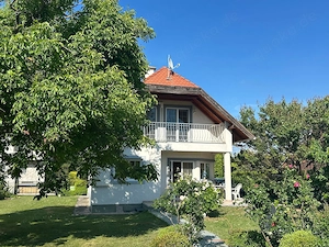 Ungarn: Möbliertes Haus mit Pool am Balaton (Nordostseite)