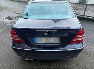 Mercedes-Benz C320