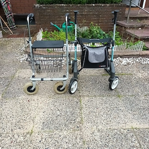 2 Rollatoren zu verkaufen 