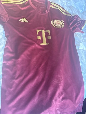 Bayern Trikot abzugeben